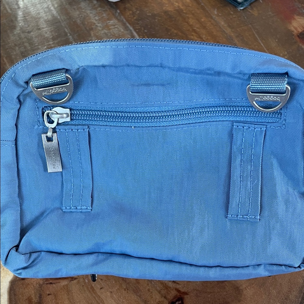 Baggallini Blue Belt Bag - Picture 2 of 9